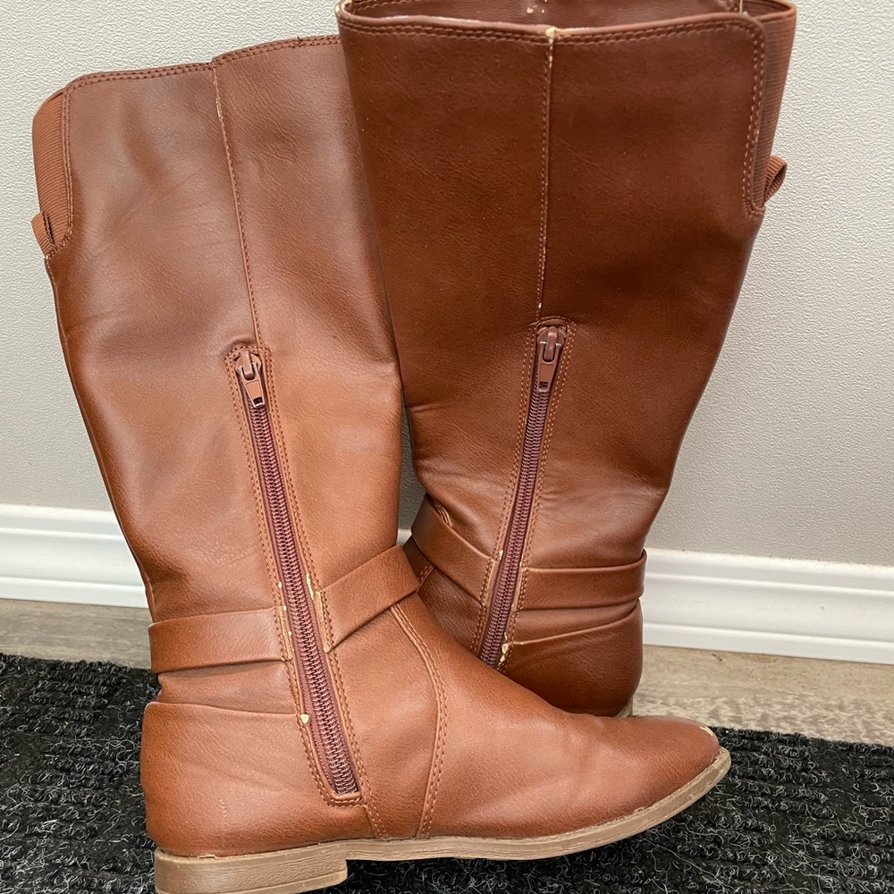 2/$10 Girls Brown Leather Knee-High Boots